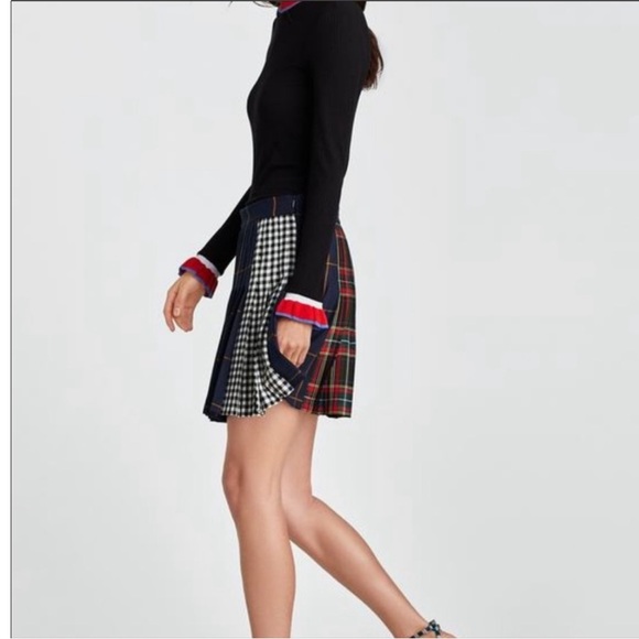 ZARA Patchwork Tartan Plaid Pleated Mini Skirt - Picture 5 of 9